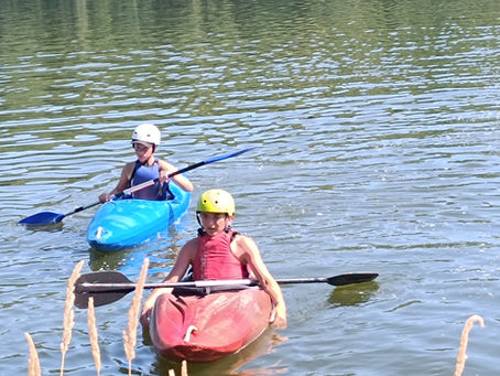 Potraviny, kempovné a cestovné pro děti z pěstounských rodin