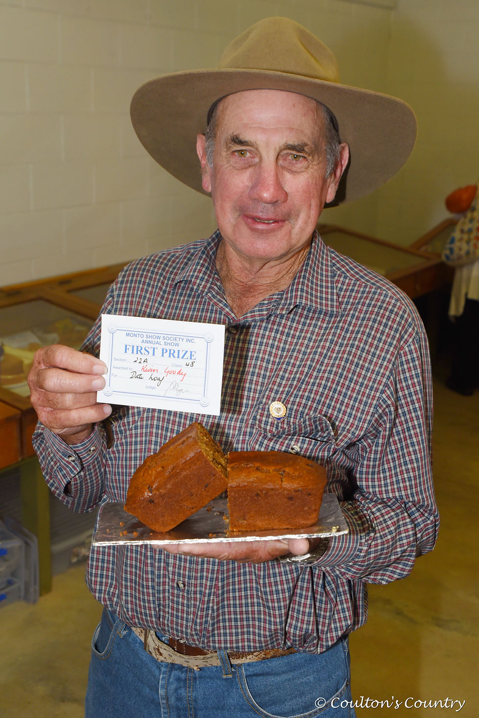 First prize in the date loaf competition went to Kevin Goody, Heathwood, Monto.