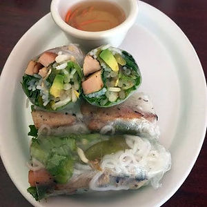 Xpress Rolls (2 pcs) w/fish sauce