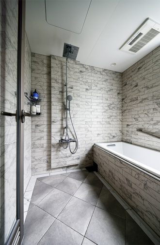 大理石調タイルのシステムバス