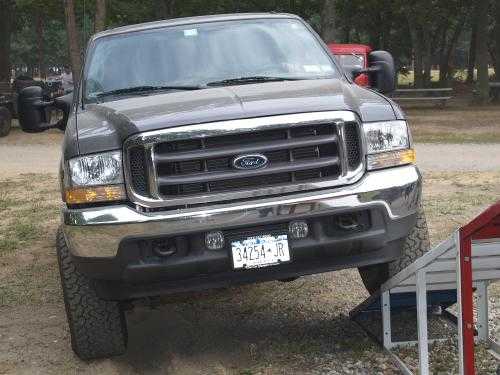 Gray Ford pickup truck, 34254-BR