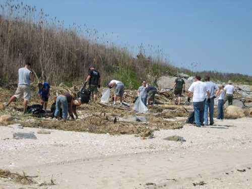 Volunteers cleaning Long Island beach
