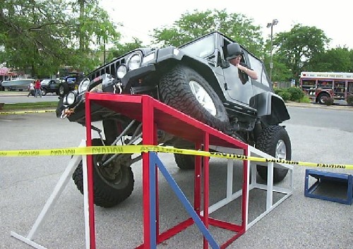 Jeep ascending ramp, Long Island Off Road