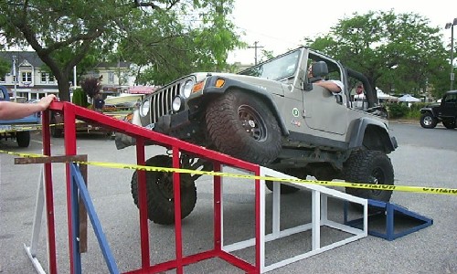Jeep ascending ramp; Long Island Off Road