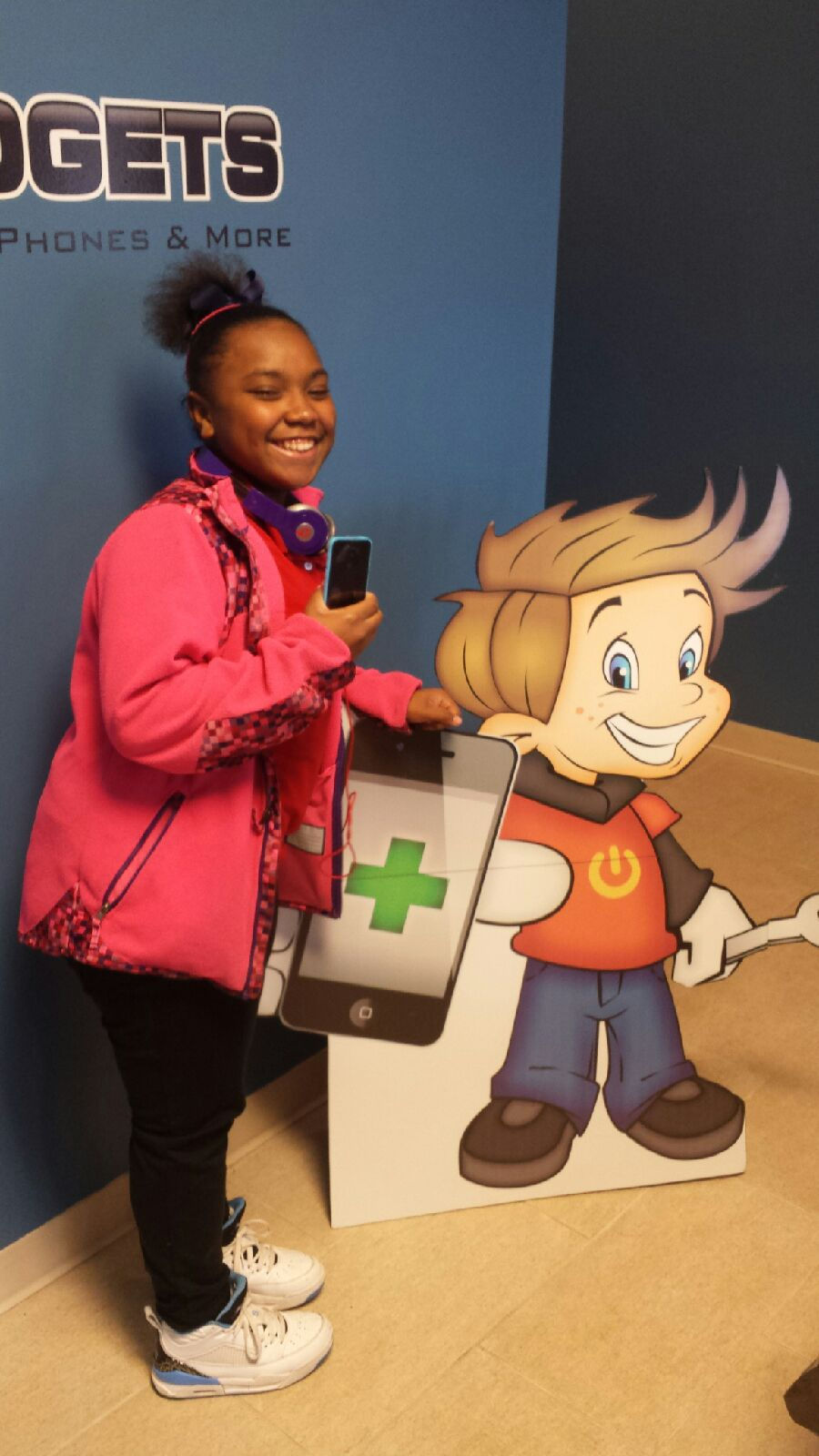 Faith Parker with Chip Gadget