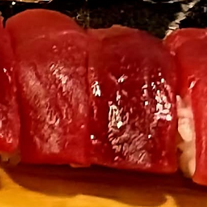 33 Akami (tuna red)