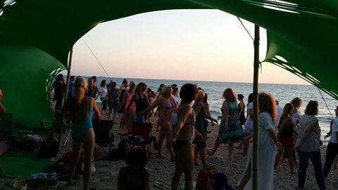 make it heal global retreats esthetic dancing