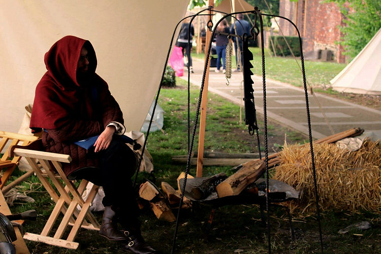 Campement medieval_edited.jpg