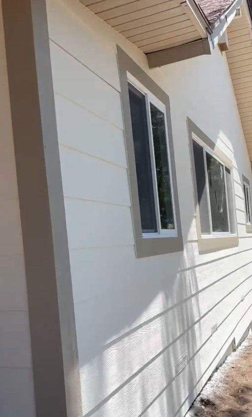 24479 Great View Dr - Completed Ext Paint Siding and Trim 4