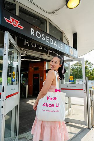 Aug 11 Christie & College Canvassing-36.jpg