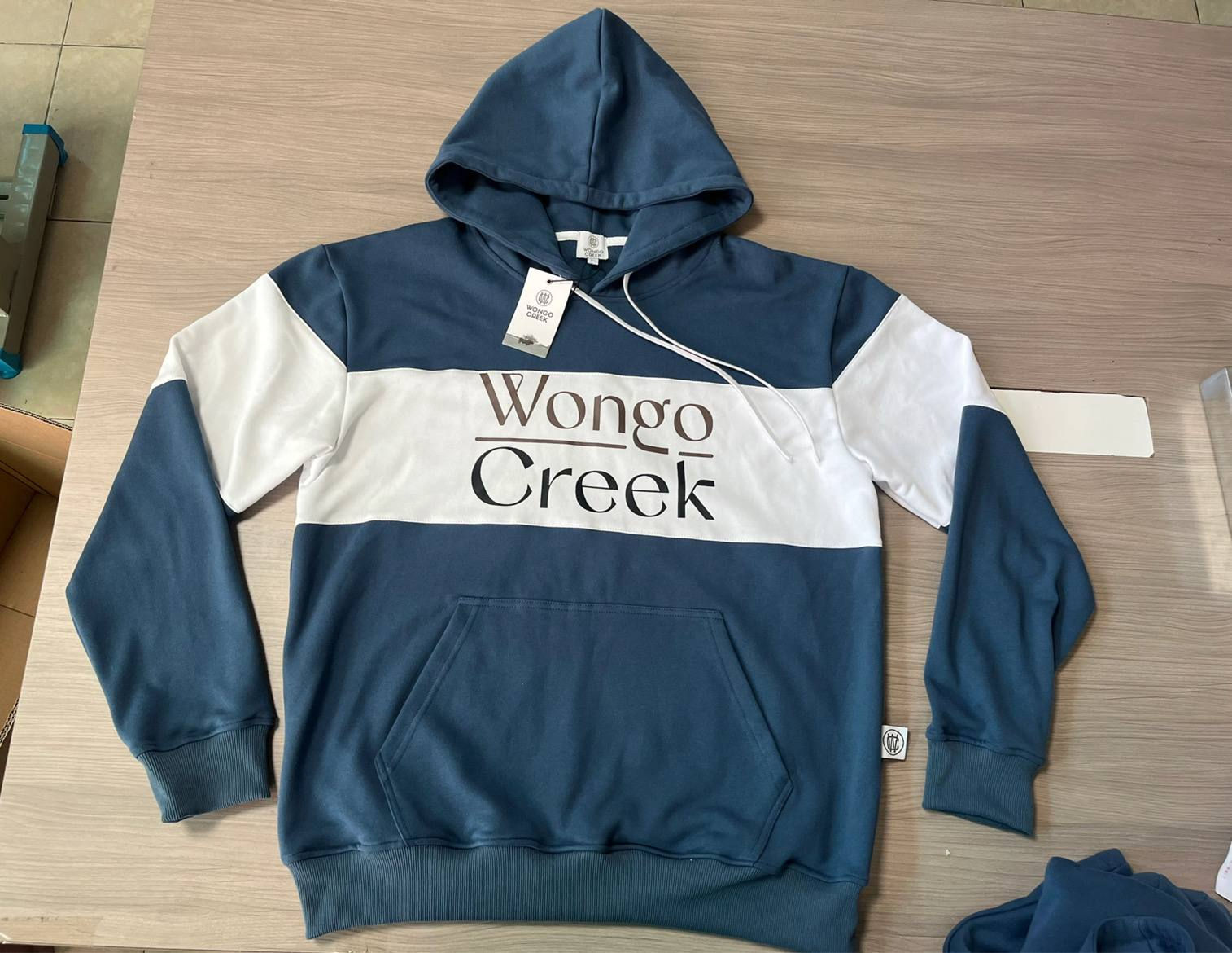 WONGO CREEK HOODIE