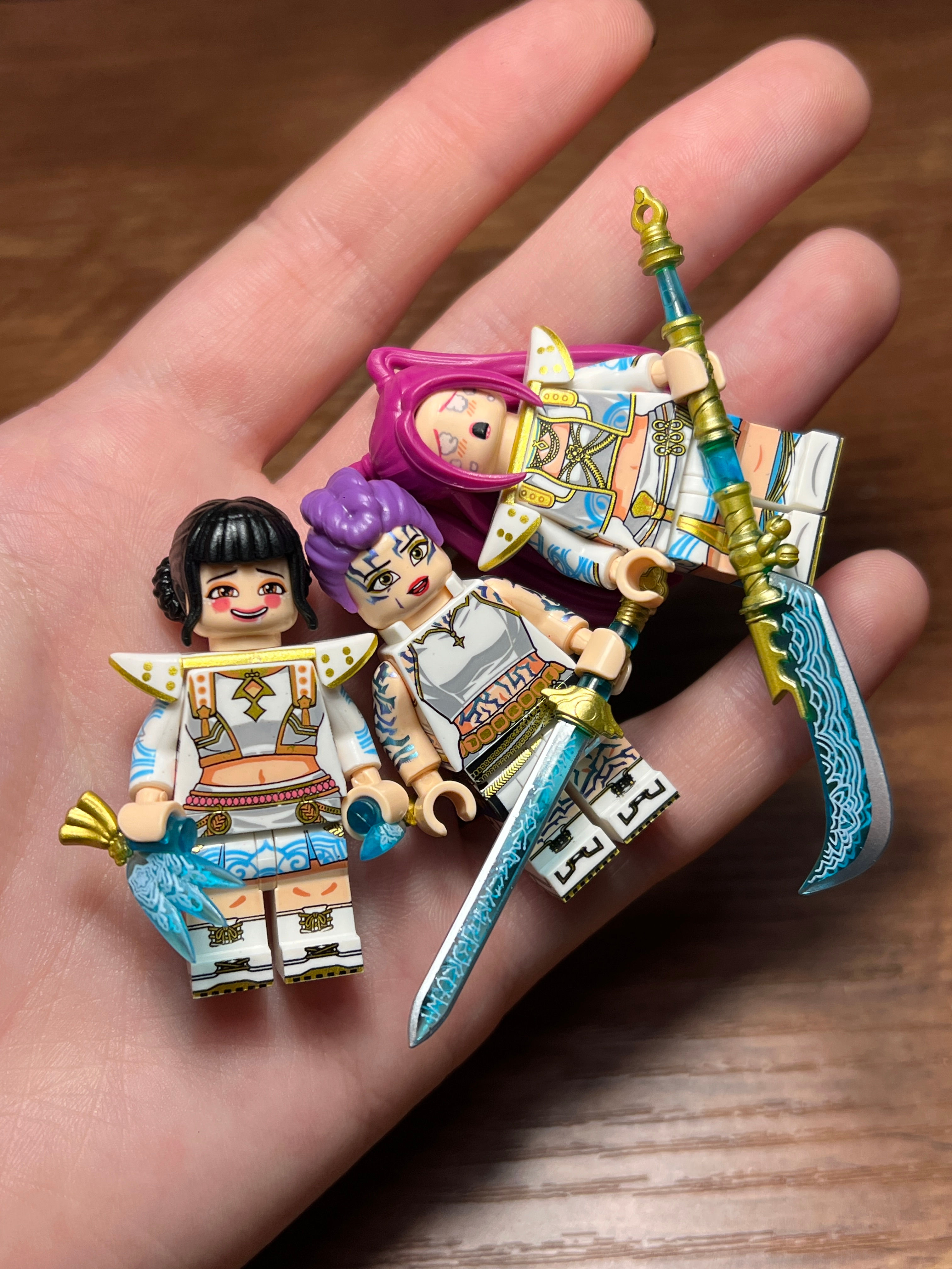 K-pop Demon Hunters: Rumi, Mira, Zoey (Golden White ver.)