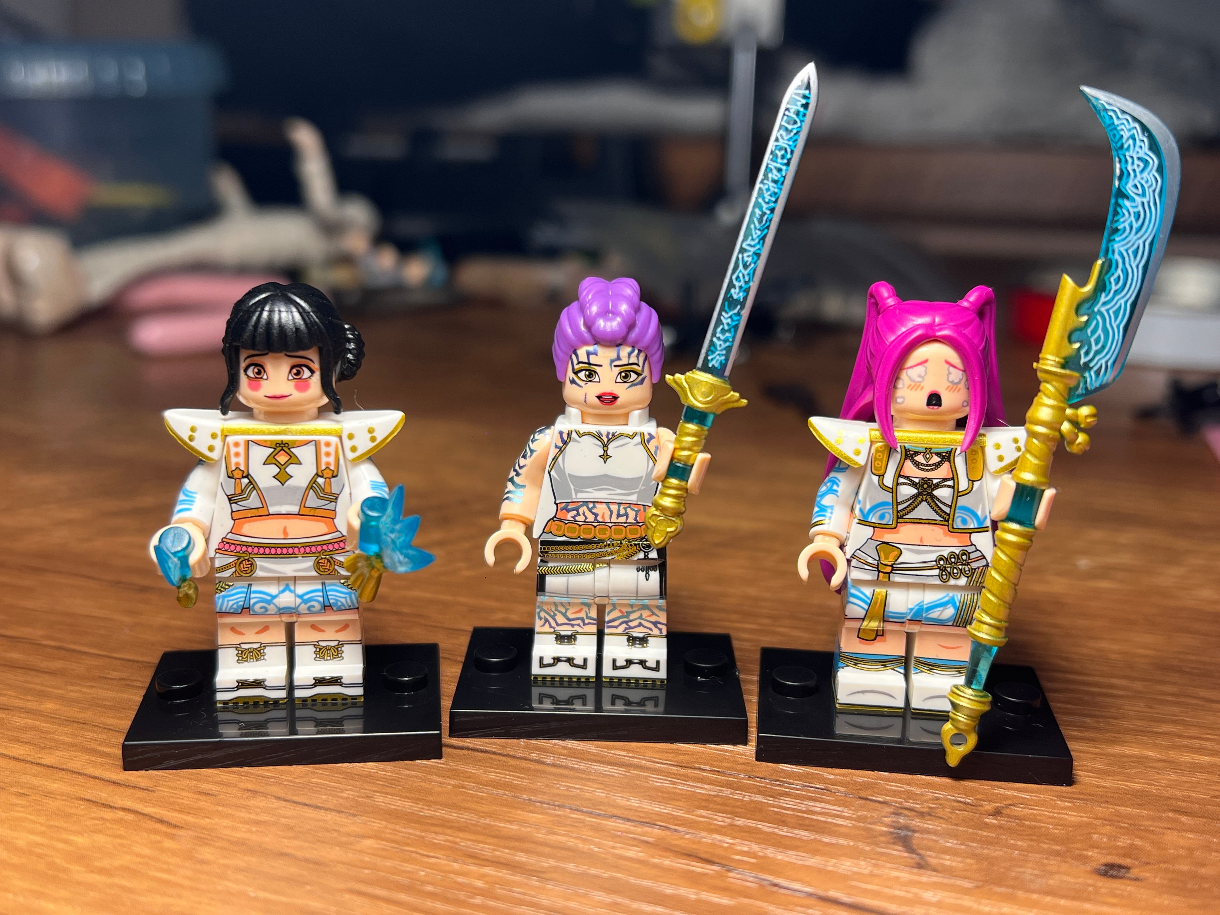 K-pop Demon Hunters: Rumi, Mira, Zoey (Golden White ver.)