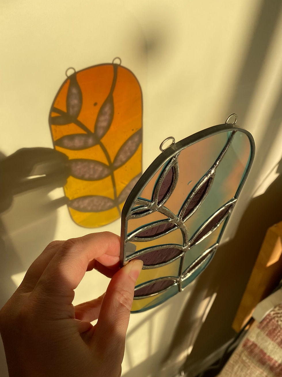 Thumbnail: Leafy fern - pill-shaped