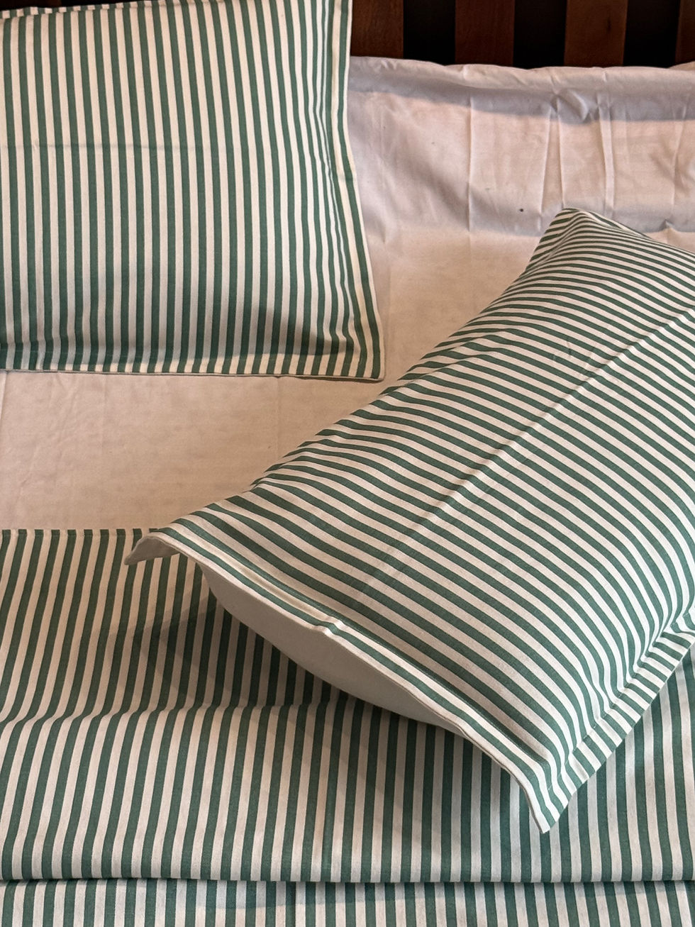Thumbnail: Striped Cotton Duvet Cover/ Dohar set