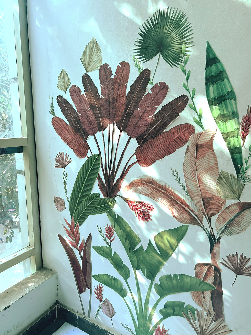 Thumbnail: DIY Watercolor Tropical Leaves Wall Stickers | Berry shade