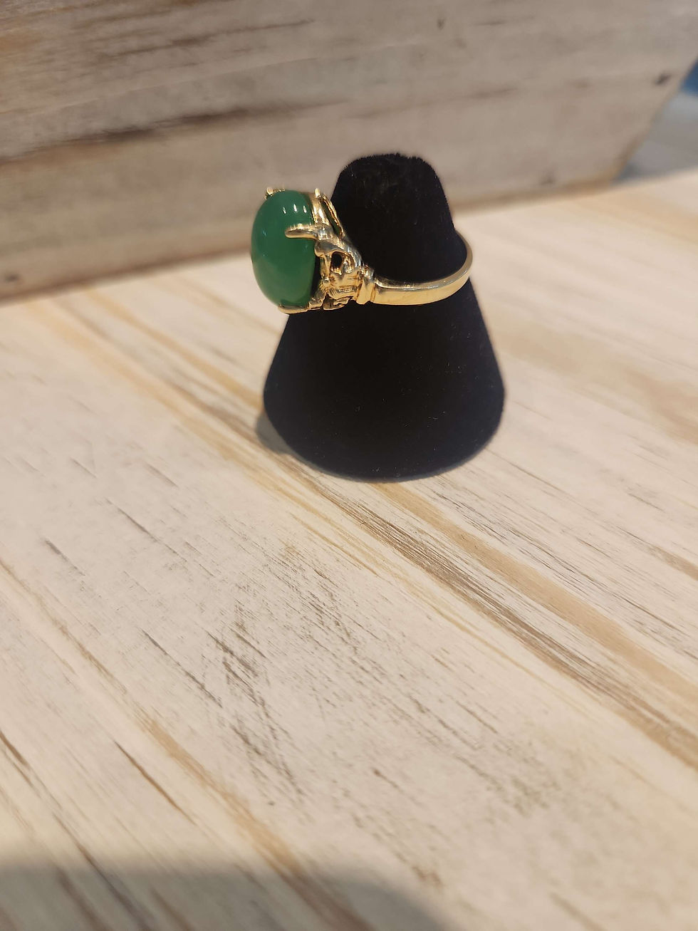 Thumbnail: 10K Gold Genuine Nephrite Jade Ring Size 6