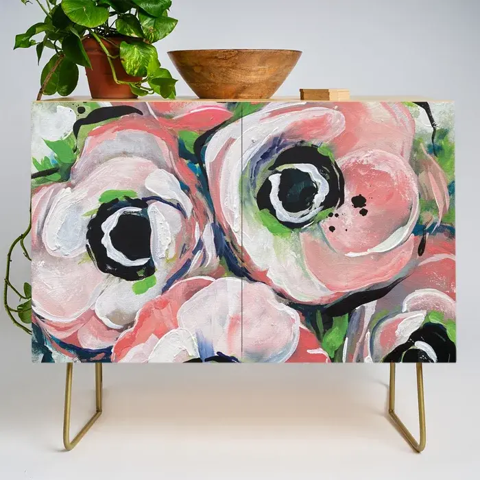 anemone7521324-credenza