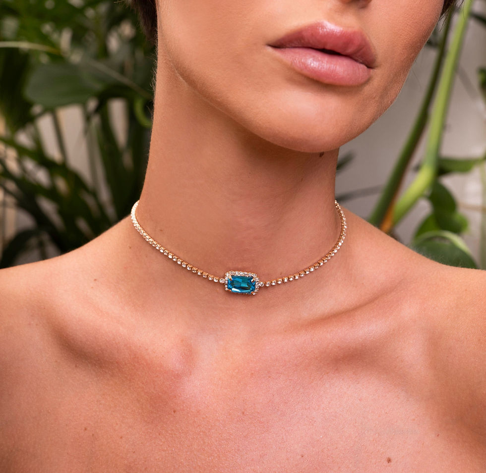 GEMMA CRYSTAL NECKLACE