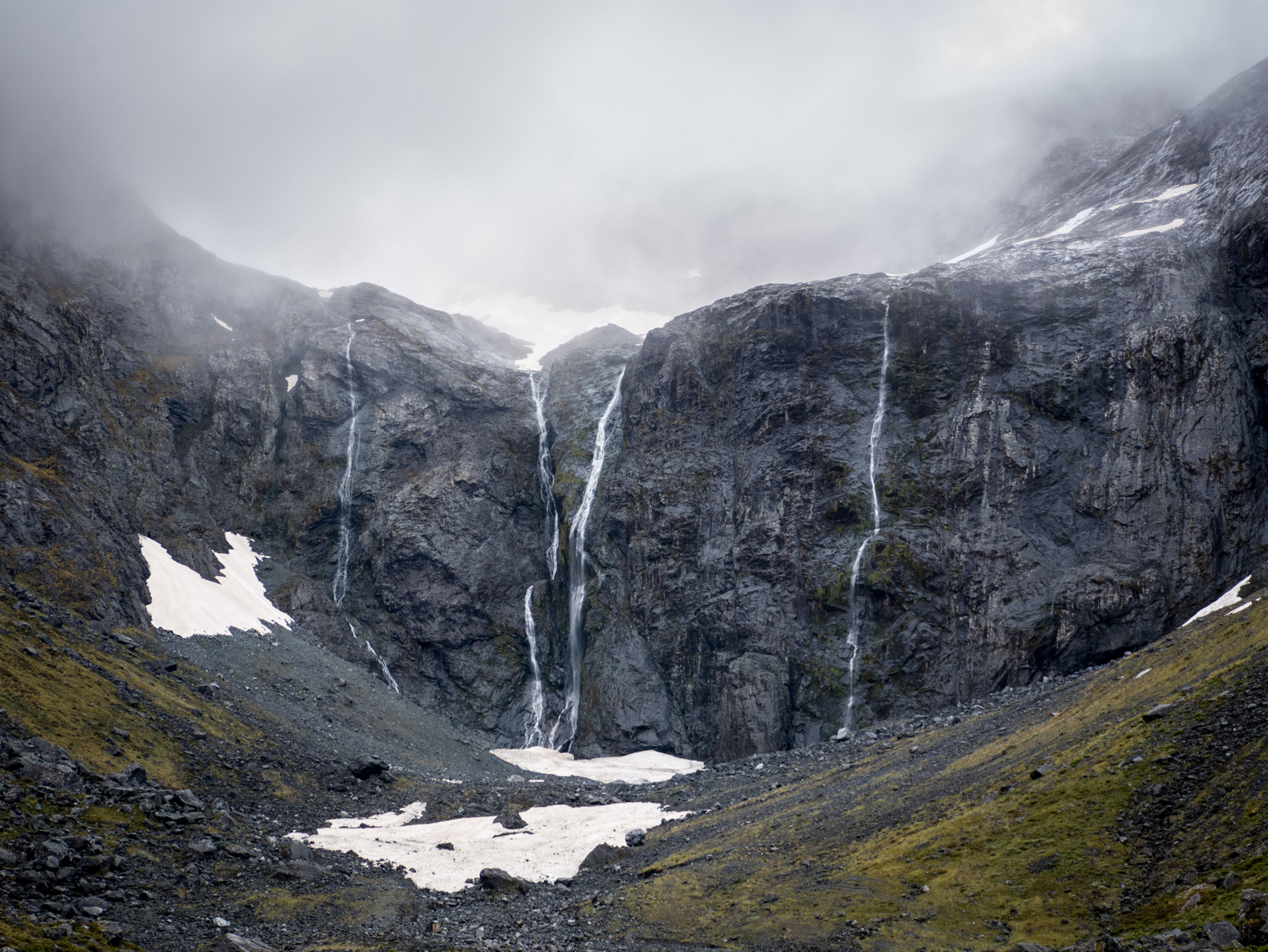 Cascade brumeuse, NZ