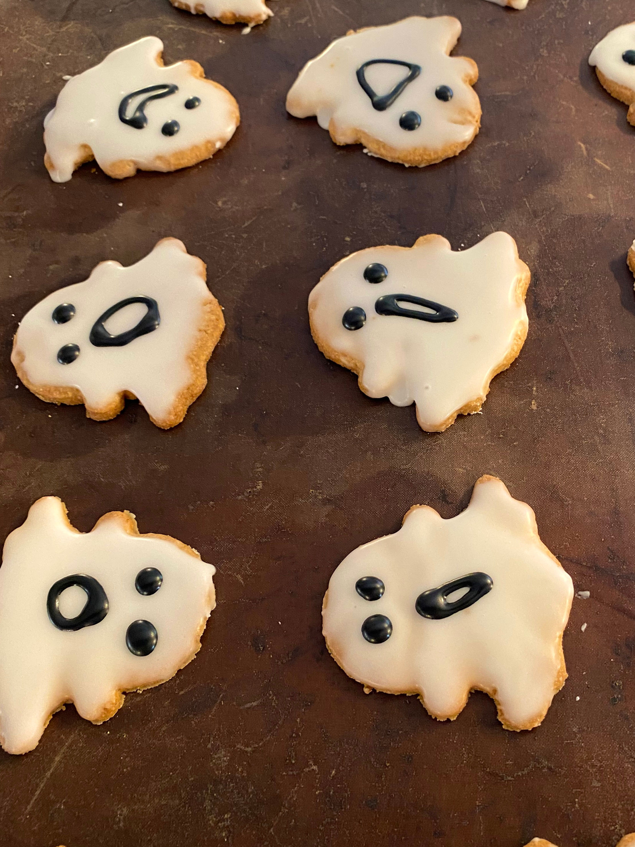 Ghostly 👻 Ginger Snaps x5