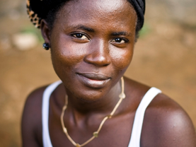 Una storia di riscatto e rinascita per dire no alla violenza sulle donne