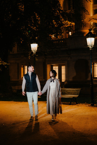 doi indragostiti noaptea in paris