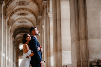 Madalina si Bogdan la muzeul Louvre