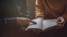 Berhati-hati Terhadap Penyesat