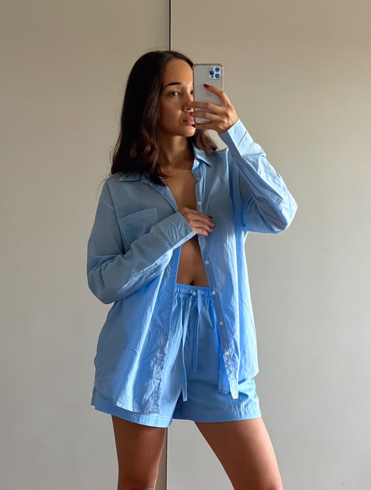 Cotton Poplin Shorts with contrast stitching- Blue