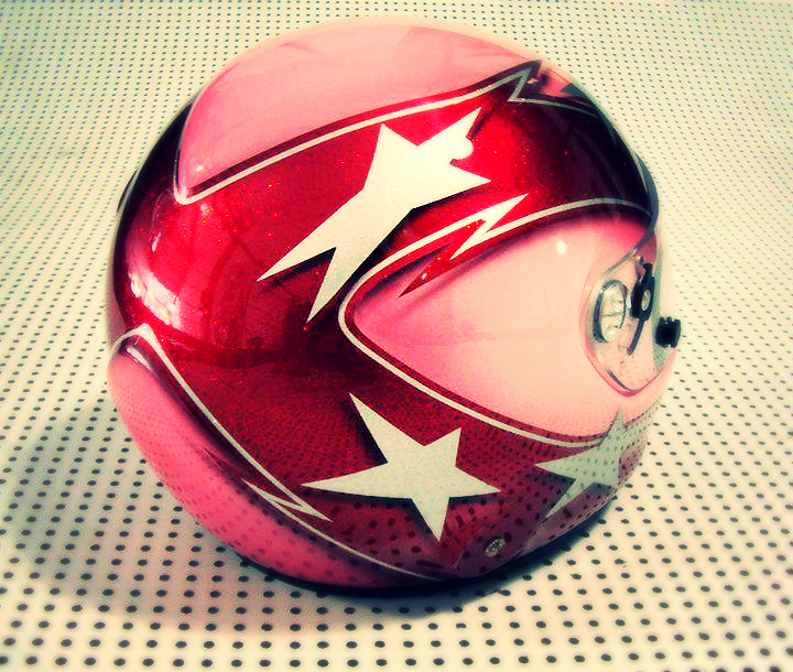 capacete rosa estrela_edited.jpg