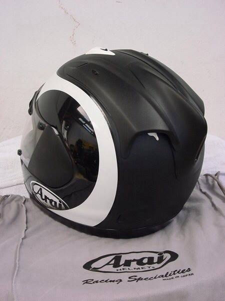 capacete peb.jpg