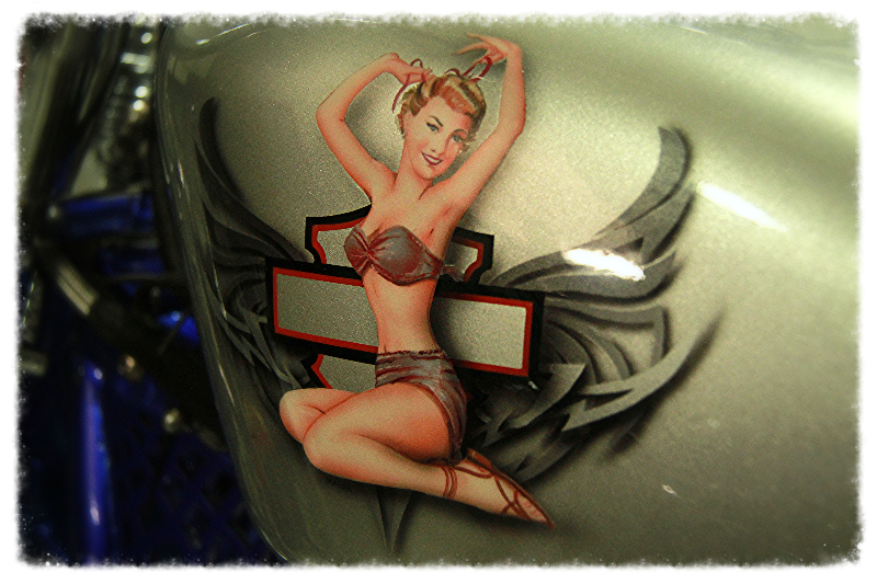 tanque pin up outro lado