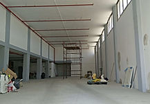 מבנה תעשייה להשכרה במערב ראשון - מבנה עצמאי למסחר, תעשייה, או משרדים 