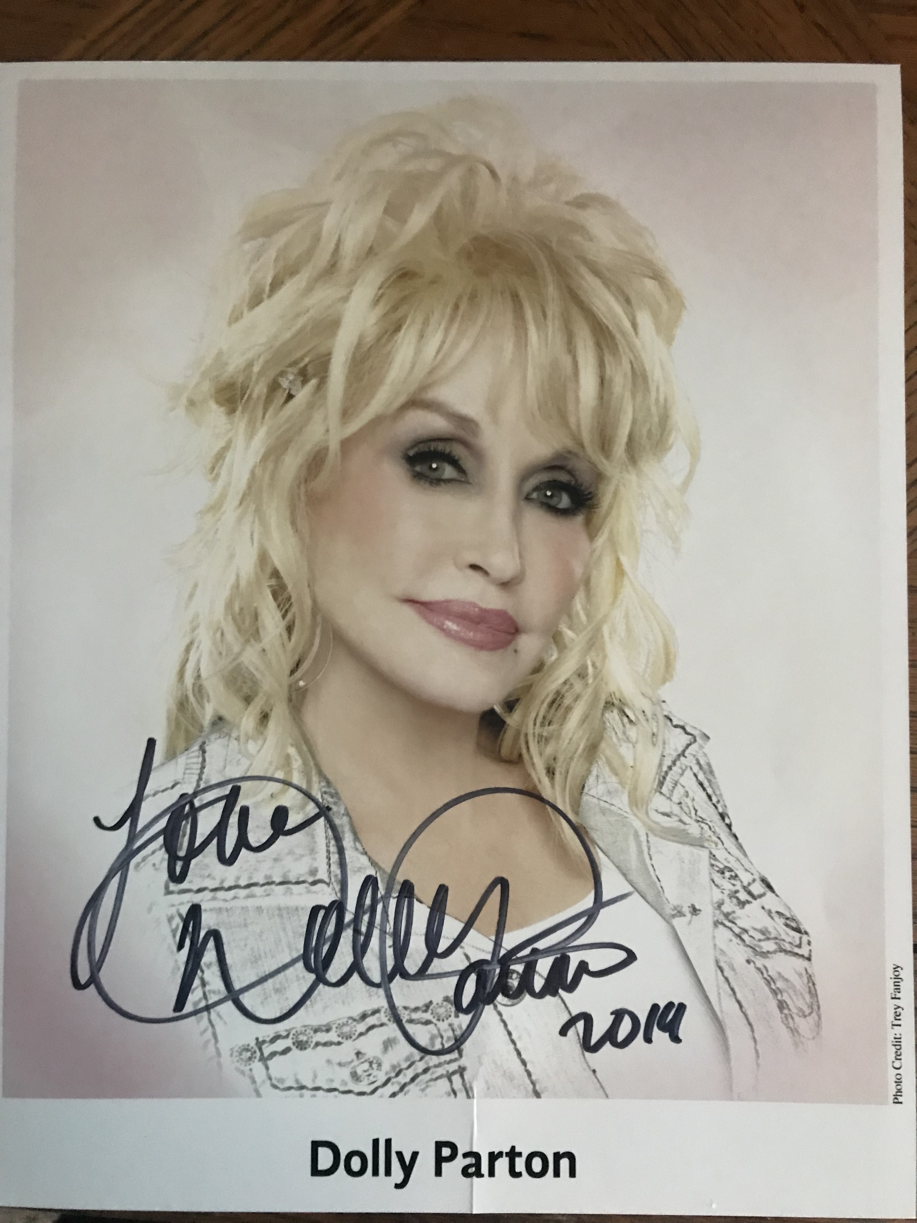 Dolly Parton Autographed Photo
