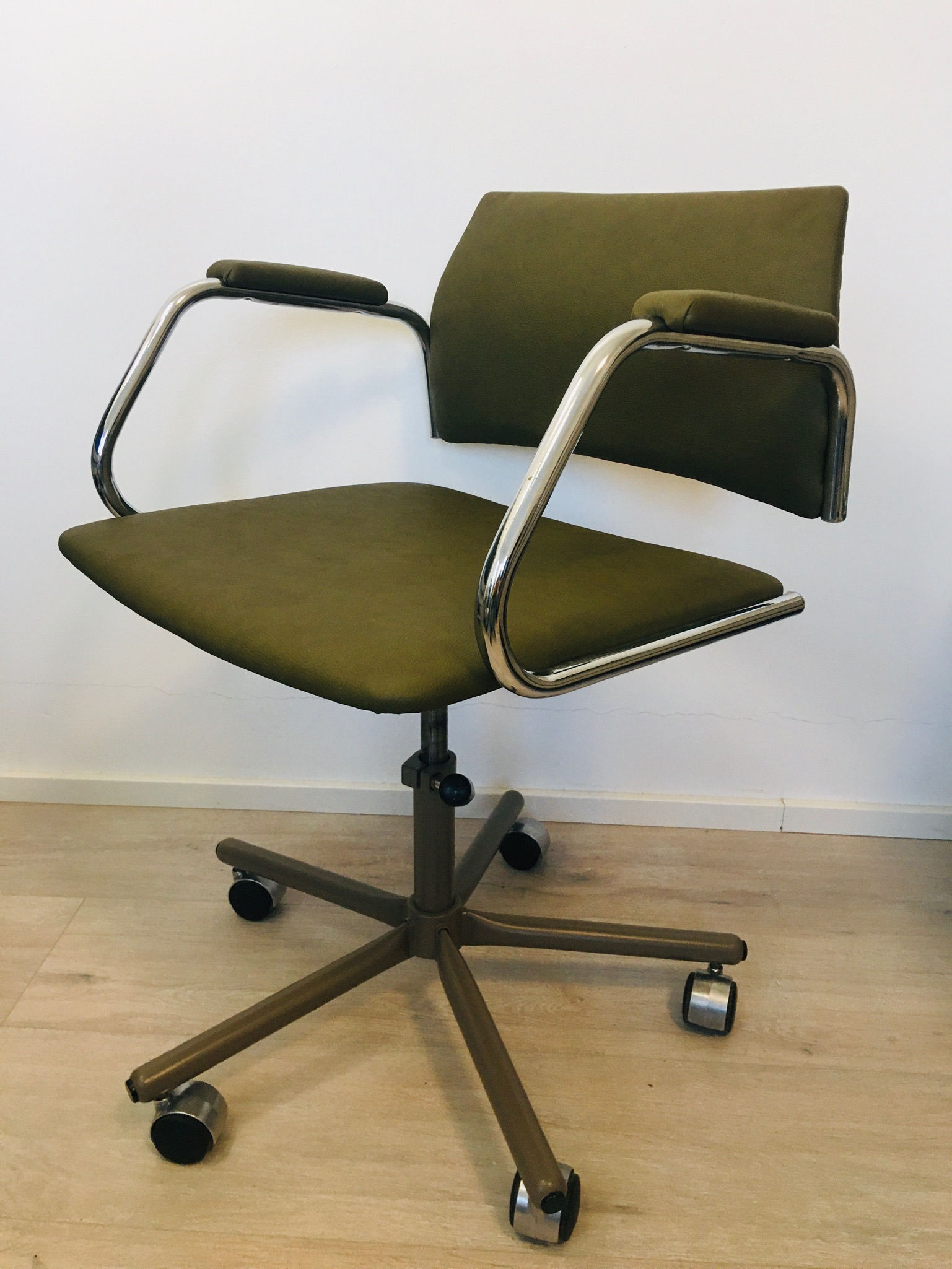 Olive Office Chair from Kovona, 1970s