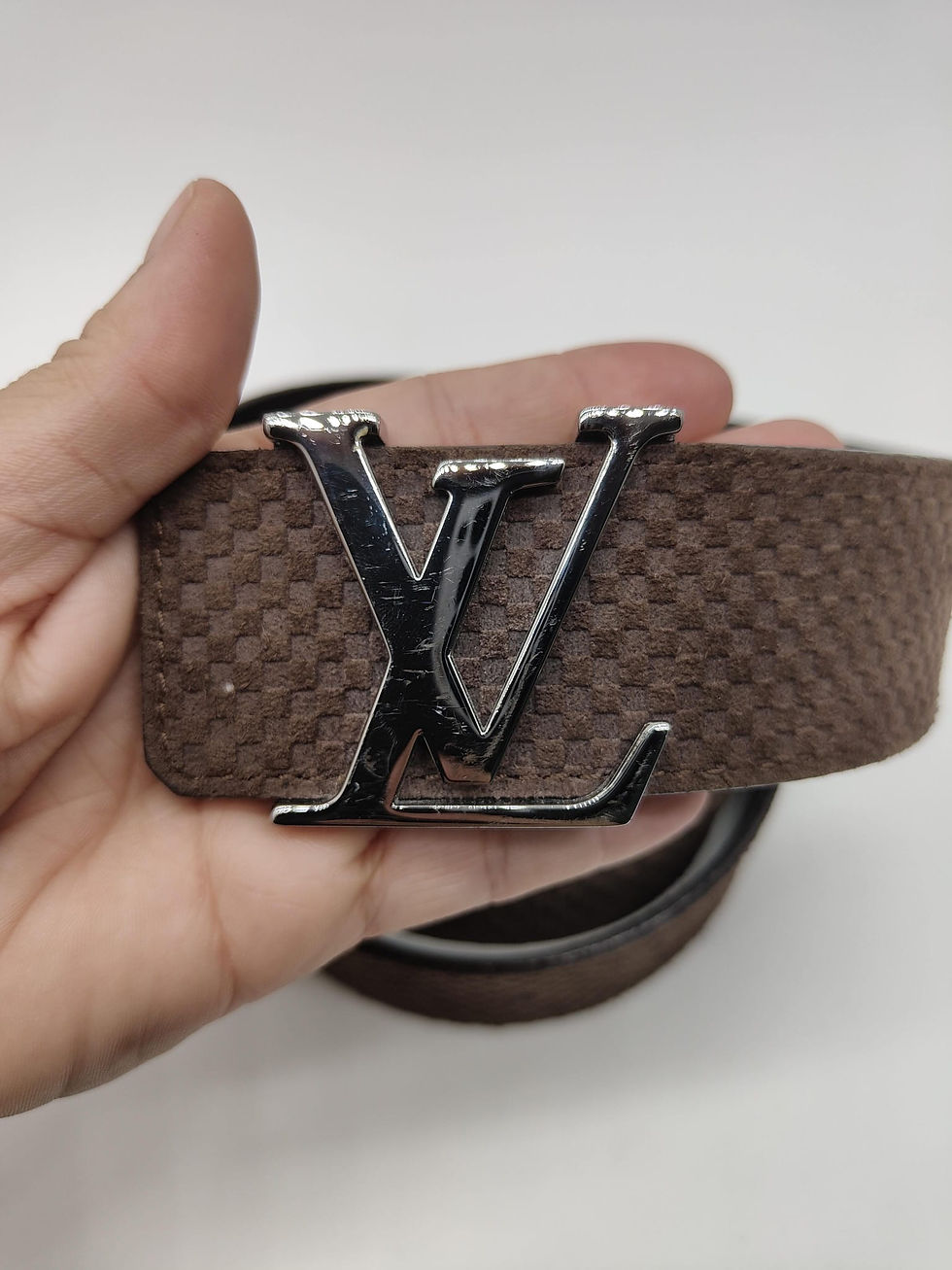 Miniatura: Cintura Initiales in camoscio Louis Vuitton