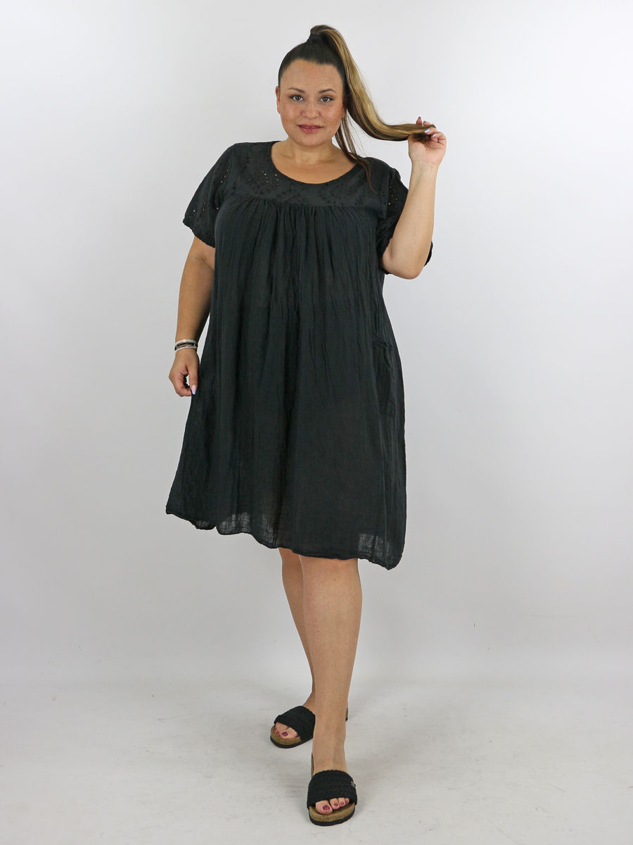 zwarte jurk maatje meer broderie anglaise black just black model elody