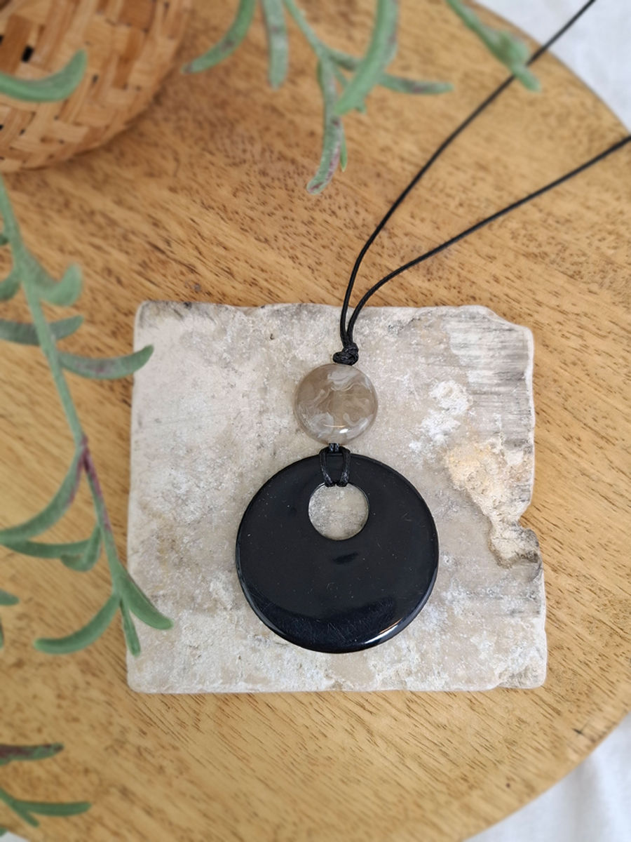 zwarte dames ketting cirkel en steen dames webshop black just black