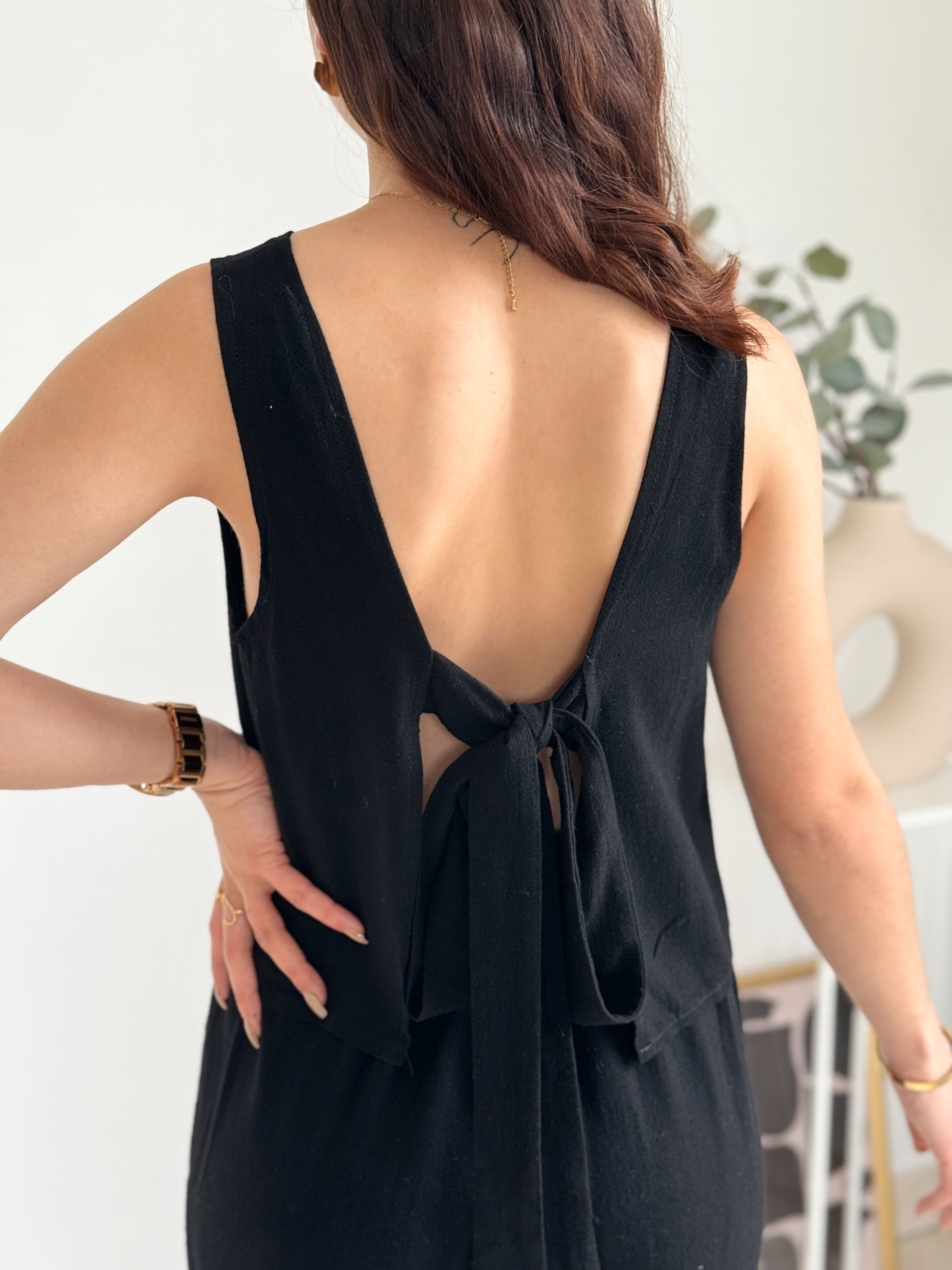 Top noir en lin "Erika"