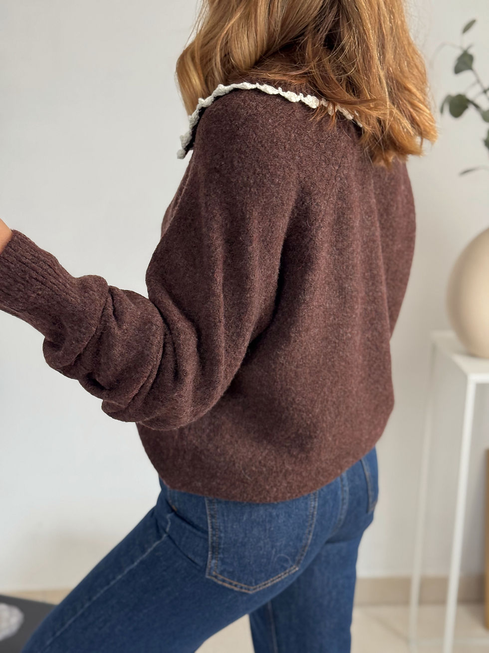 Miniature : Pull marron col claudine "Francina"