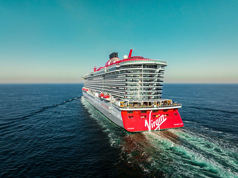 Valiant Lady Exterior Sailing 2.jpg