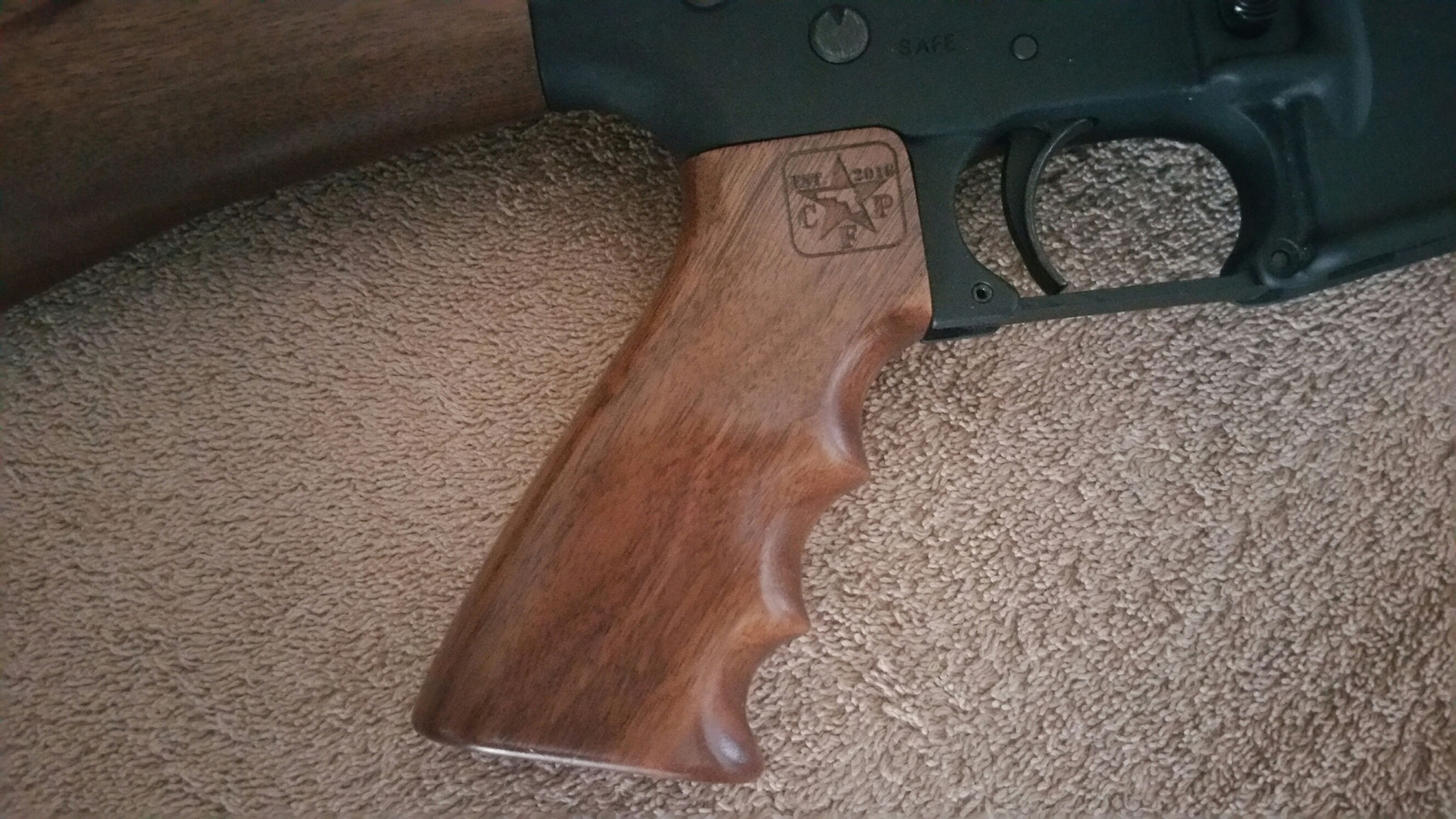 AR-15 - Pistol Grip - Walnut - Finger Groove Palm Swell