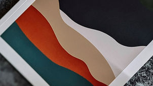 印刷した金色が沈んで見える