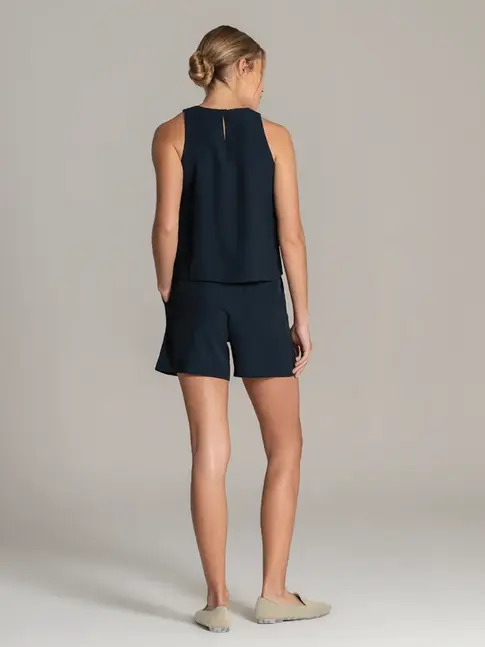 Women’s luxury yacht crew shorts in Italian crepe