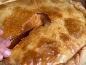 Tarta de jamón y quesos