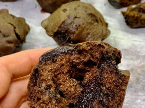 *Muffins esponjosas y económicas de chocolate*