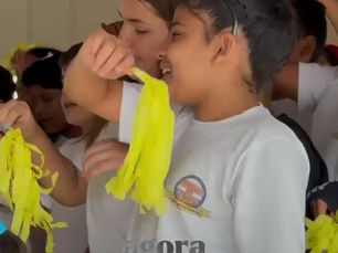 "VISITEI A ESCOLA SANTANINHA E ME EMOCIONEI COM O QUE VI E OUVI"