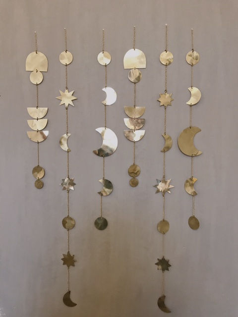 Thumbnail: Moon garland