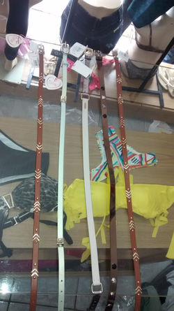 HB cintos de grif B. Joy.jpg